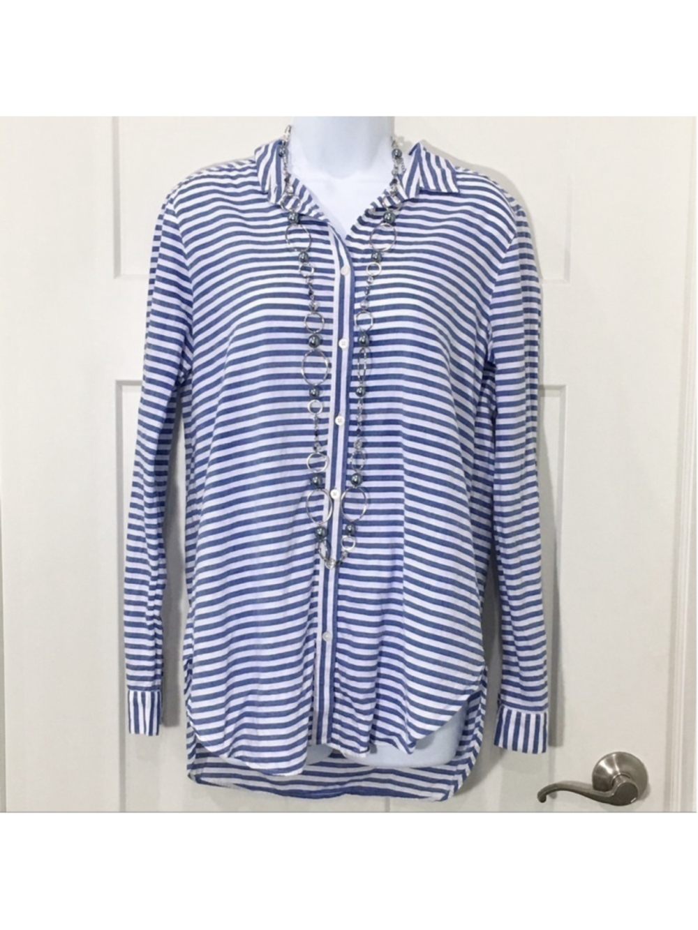 ANN Taylor Loft Blue White Striped button top shirt top size small